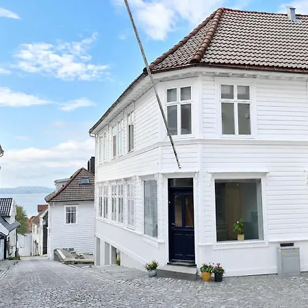 Spacious And Bright - Unbeatable Location * Bergen